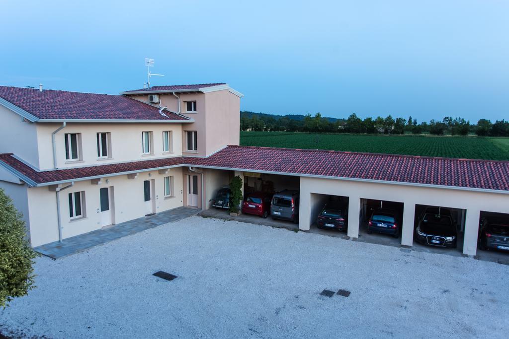 Lm House 01 Apartment Lonato Exterior foto
